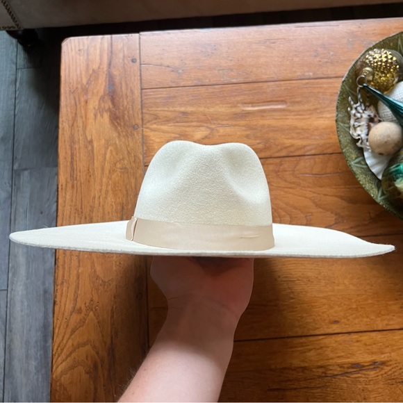 Lack of Color Montana Ivory Bone Hat - Picture 3 of 7